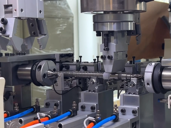 蜗杆自动校直机