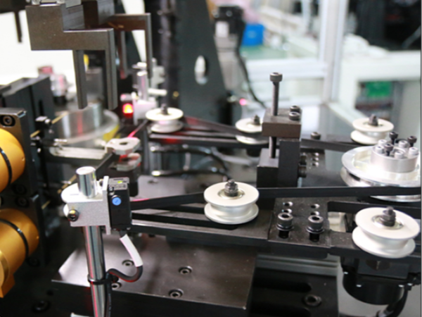 五工位外转子全自动平衡机 五工位外转子全自动平衡机