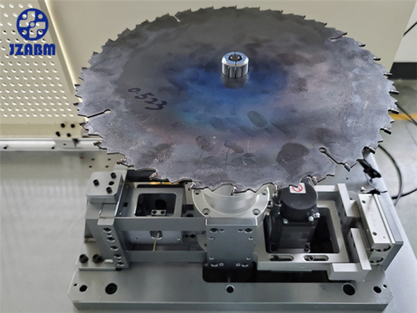 锯片动平衡检测设备